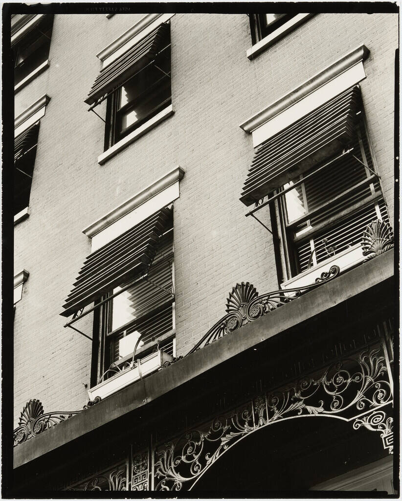 [windows, New York]