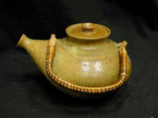 Lidded Teapot